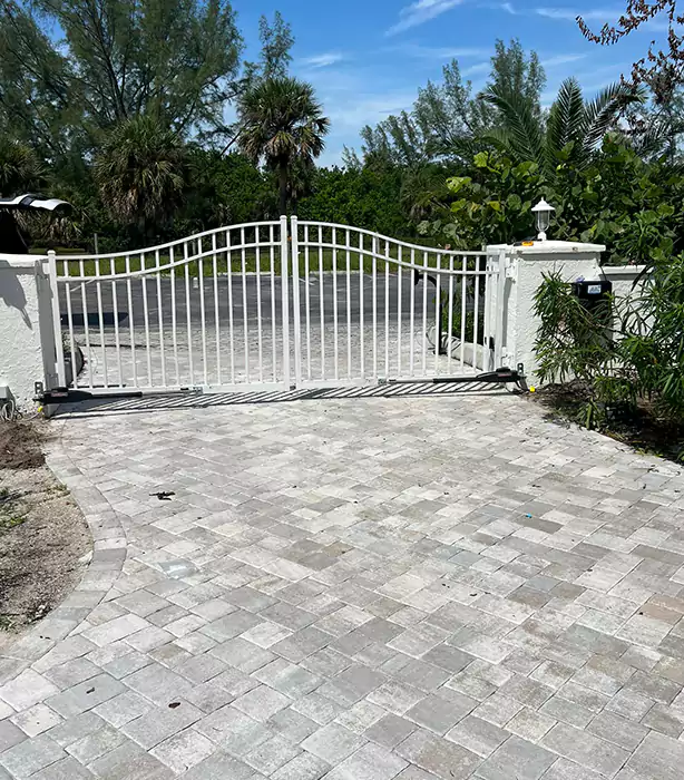Chain Link Gate Repair Boca Raton